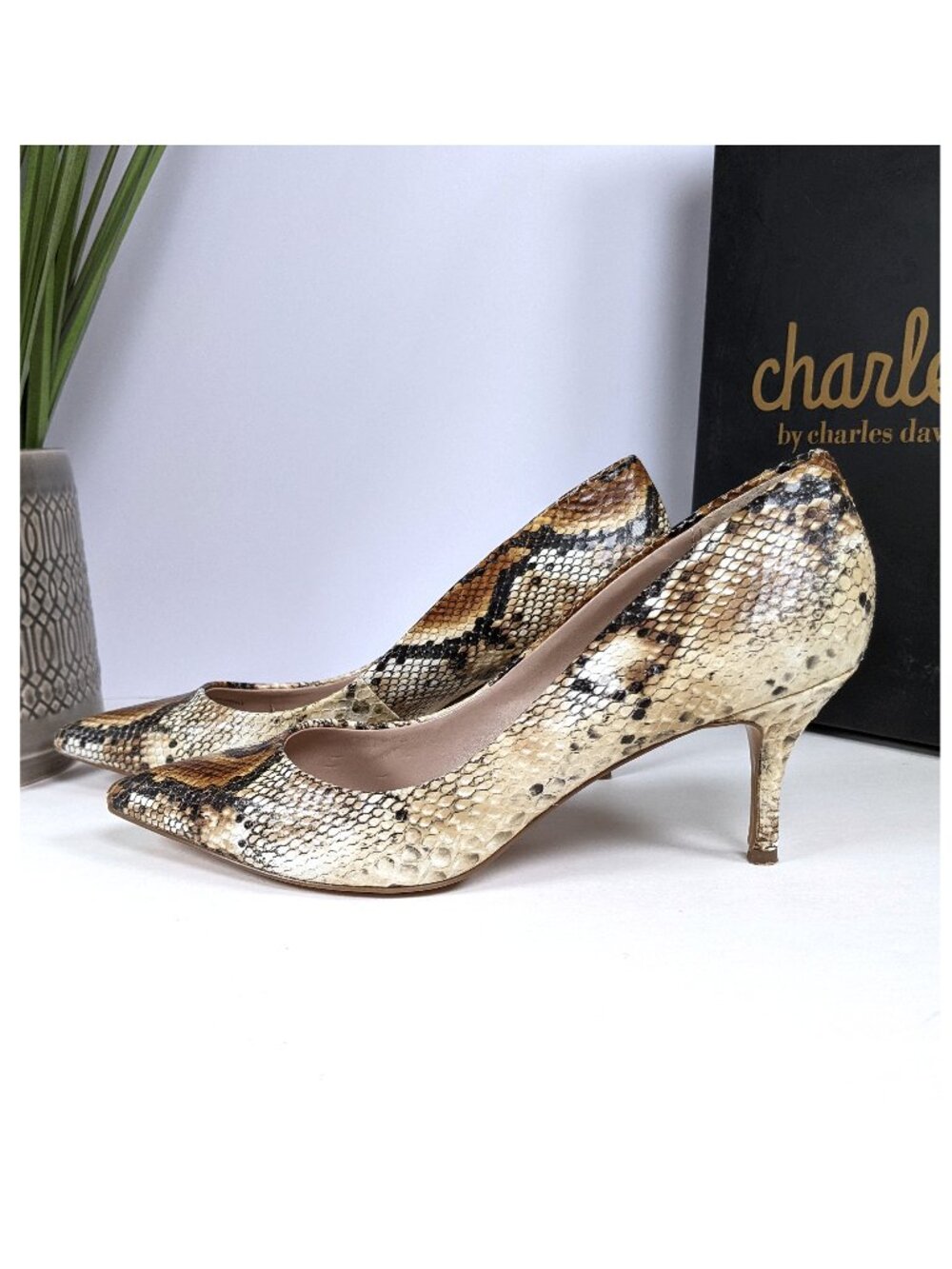 Charles David Angelica Kitten Heels Snake Skin Womens Pumps Size 7.5